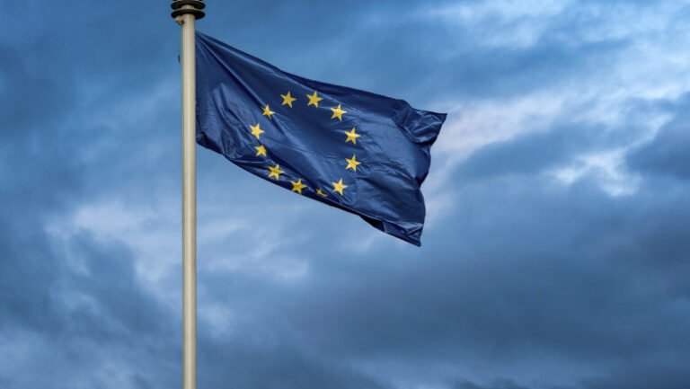 planul-uniunii-europene-de-a-impiedica-noii-membri-sa-devina-„o-noua-ungarie”.-statul-care-va-servi-cu-aceasta-ocazie-drept-„cobai”