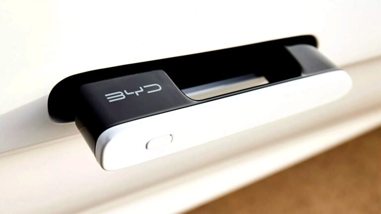 strategia-duala-byd:-vechea-baterie-„blade”-ramane-in-productie-pentru-a-mentine-preturile-accesibile