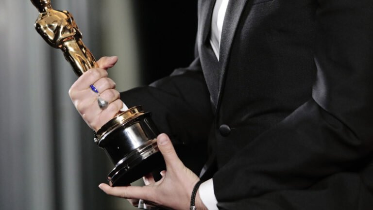 premiile-oscar-2026:-lista-completa-a-nominalizarilor.-cine-are-cele-mai-mari-sanse-la-trofee-si-la-ce-ora-incepe-gala-in-romania