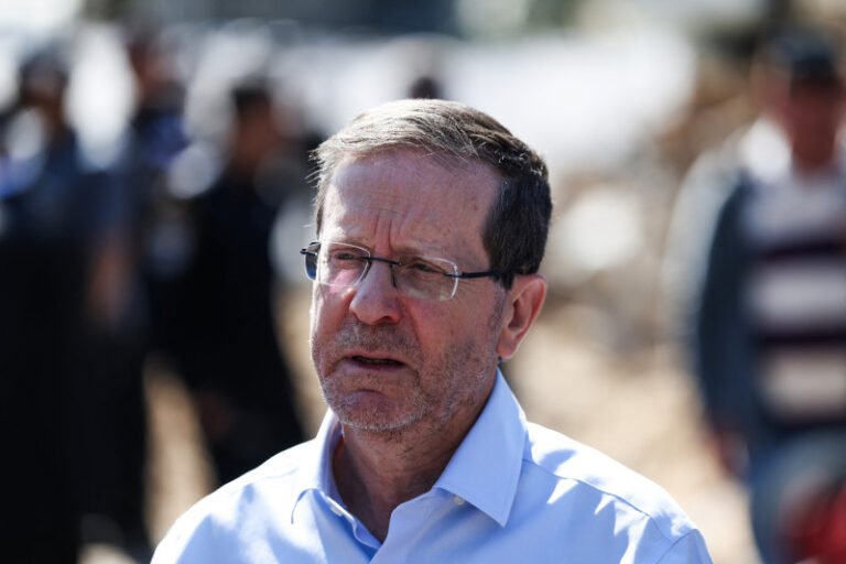 razboi-in-orientul-mijlociu,-ziua-12.-iranul-cere-„ochi-pentru-ochi”-si-ameninta-sua-si-israelul:-„trebuie-sa-lovim-agresorul-in-gura”