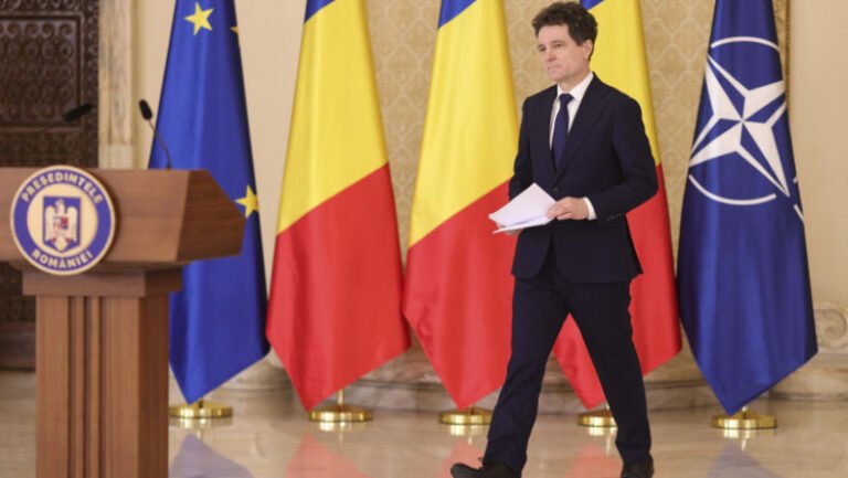 nicusor-dan,-dupa-sedinta-csat:-parlamentul-dezbate-azi-cererea-sua,-vor-fi-aduse-avioane-cisterna-si-echipamente-defensive