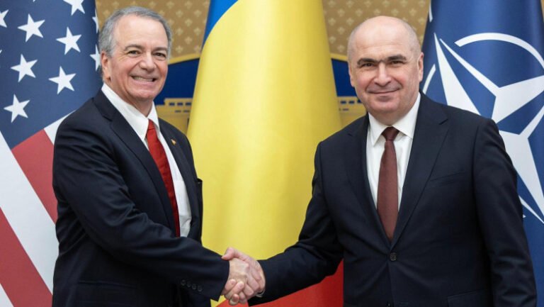 bolojan-l-a-primit-pe-noul-ambasador-sua-la-bucuresti-si-i-a-prezentat-decizia-csat-privind-dislocarea-de-forte-americane-in-romania