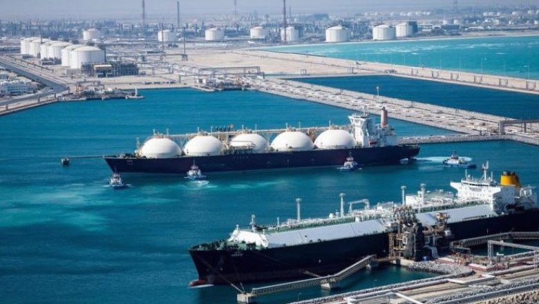 shell-declara-forta-majora-pentru-livrarile-de-gnl-din-qatar,-dupa-oprirea-productiei shell-declara-forta-majora-pentru-livrarile-de-gnl-din-qatar,-dupa-oprirea-productiei