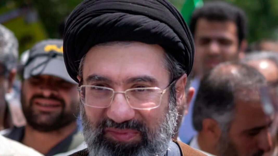 reuters:-serviciile-de-informatii-americane-nu-vad-un-risc-iminent-de-prabusire-a-conducerii-iraniene