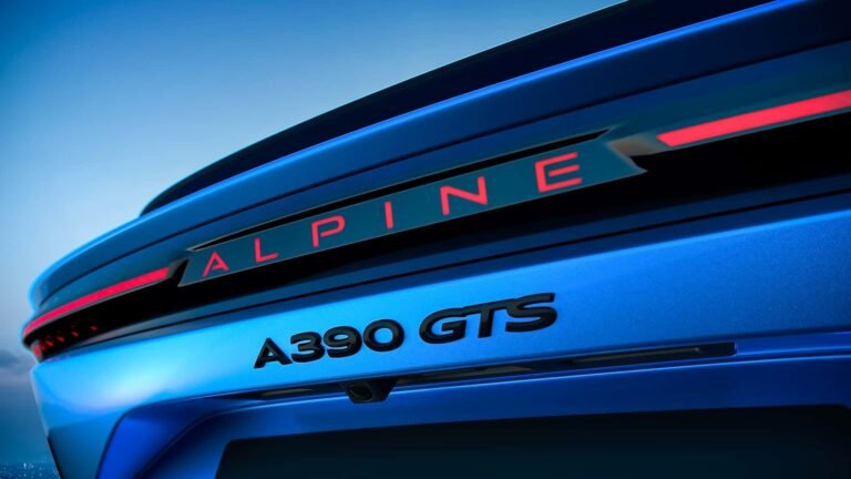 alpine-schimba-foaia:-marca-sport-a-grupului-renault-revine-la-motoarele-termice-prin-noua-platforma-„multi-energie”