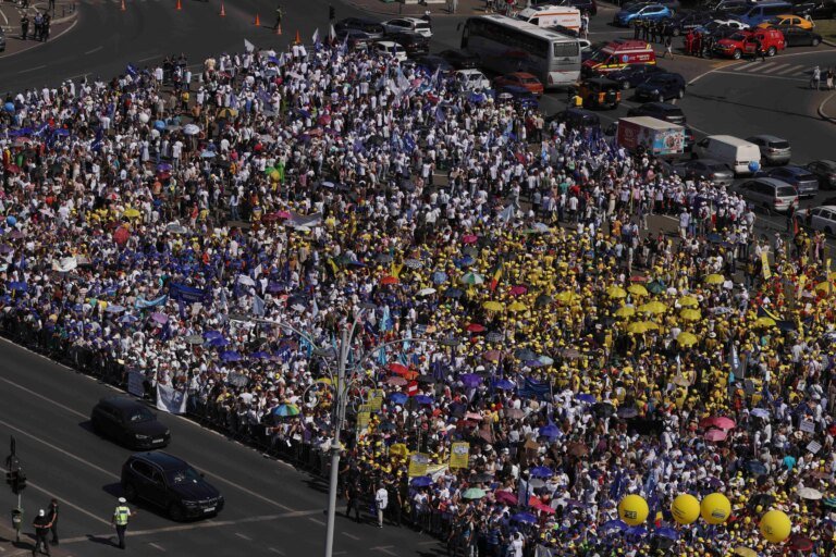 scoli-divizate-sub-spectrul-boicotului:-intre-„este-un-gest-de-protest”-si-„copiii-nu-au-nicio-vina”