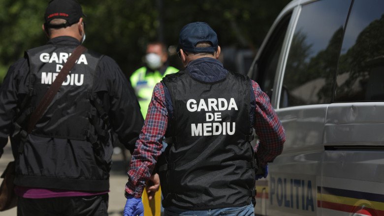 garda-nationala-de-mediu-anunta-ca-au-fost-gasite-tone-de-deseuri-ingropate-ilegal-intr-o-arie-de-peste-5.000-de-mp