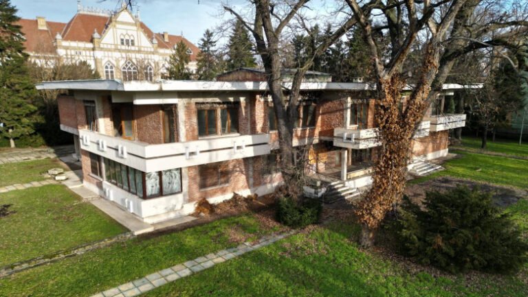 vila-de-protocol-a-lui-ceausescu,-din-timisoara,-a-reintrat-in-patrimoniul-judetului.-in-ce-vor-autoritatile-locale-sa-o-transforme