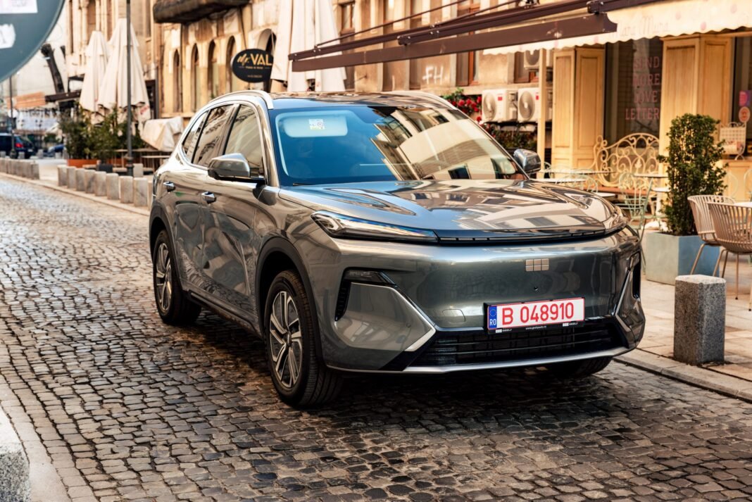 geely-starray-em-i-debuteaza-in-romania:-o-noua-era-pentru-suv-urile-hibride-cu-autonomie-de-aproape-1.000-km