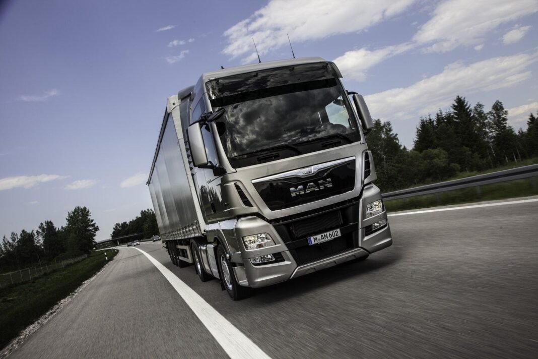 ue-acorda-industriei-camioanelor-mai-mult-timp-pentru-reducerea-emisiilor