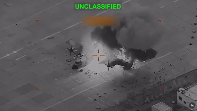 momentul-in-care-rachetele-americane-surprind-la-sol-mai-multe-avioane-ale-iranului-si-le-distrug