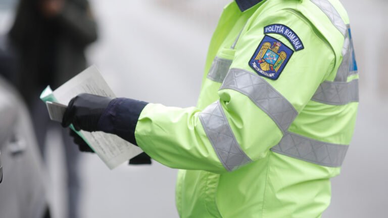 amenzile-de-circulatie,-platite-prin-cod-qr-generat-de-politisti.-noua-propunere-a-ministerului-de-interne