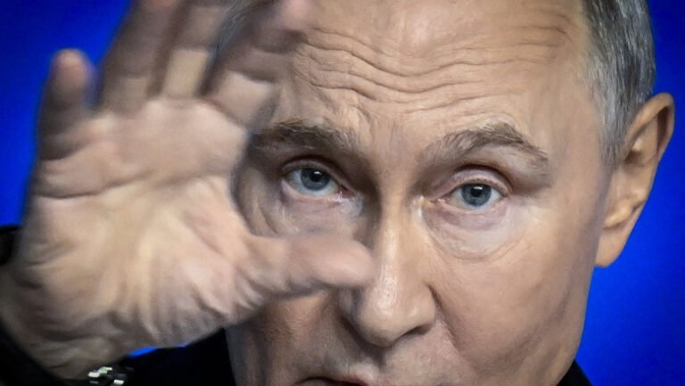 donald-trump-recunoaste-ca-vladimir-putin-„poate-ajuta-putin”-iranul