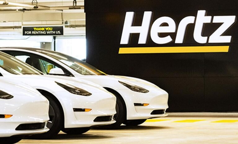 analiza-autoreportro:-„pariul-tesla”-care-a-ars-miliarde.-cum-a-ajuns-hertz-sa-vanda-mii-de-masini-electrice-in-pierdere