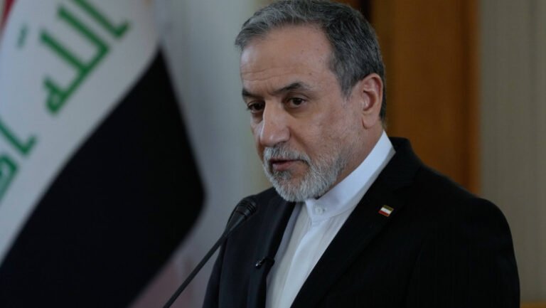 iranul-admite-ca-rusia-si-china-ofera-ajutor,-inclusiv-militar.-inalt-oficial-iranian:-„stramtoarea-ormuz-nu-este-inchisa”