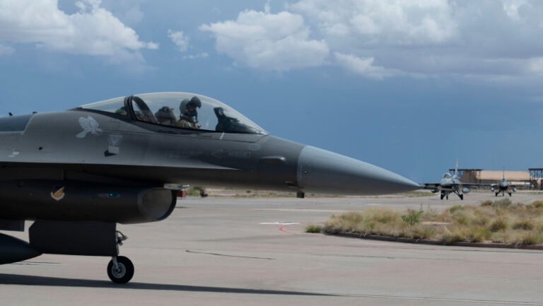 atac-armat-la-o-baza-militara-din-sua:-un-mort-si-un-ranit-la-holloman,-in-new-mexico