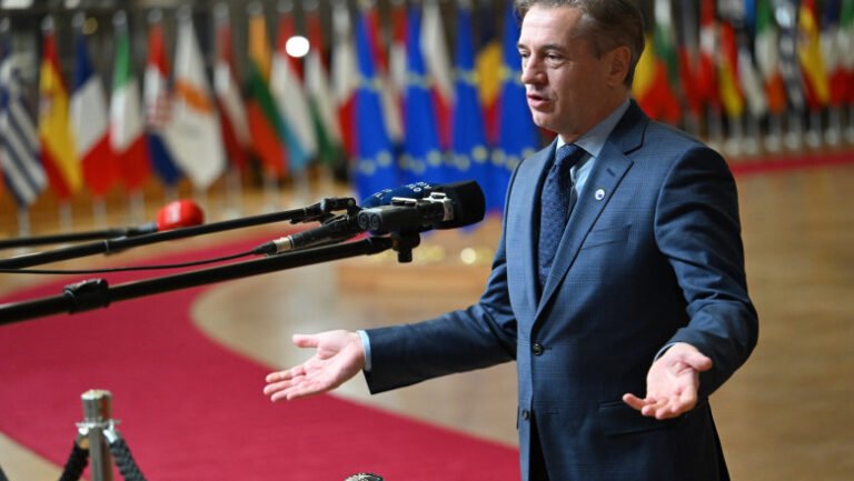 premierul-sloven-isi-acuza-rivalul-ca-a-apelat-la-black-cube,-pentru-a-influenta-alegerile.-cum-a-actionat-„mossadul-privat”-in-romania