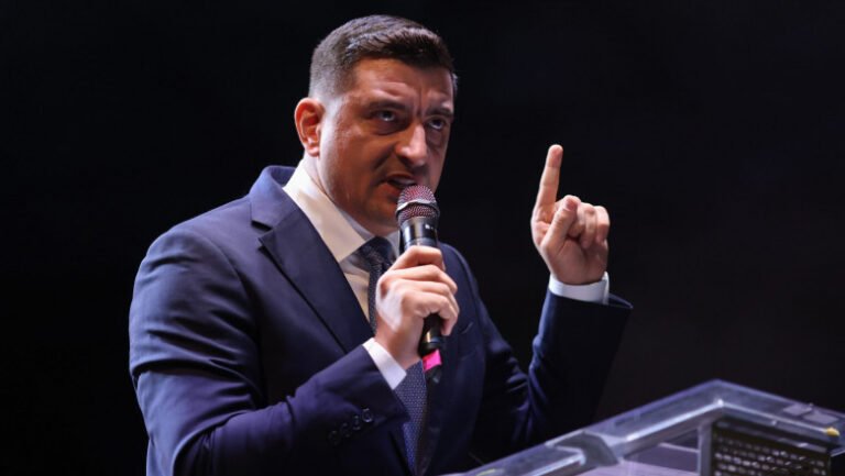 george-simion-explica-de-ce-aur-nu-a-votat-amendamentul-psd:-nu-ne-cereti-sa-fim-complici-la-transformarea-romanilor-in-cersetori