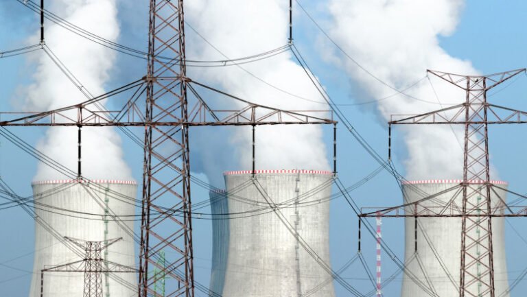 tranzitia-de-la-combustibilii-fosili,-accelerata-brusc-de-razboi.-cea-mai-grava-perturbare-a-pietelor-energetice-din-ultimele-decenii