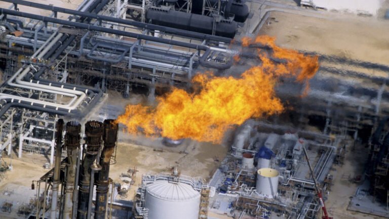 gazele-se-scumpesc-brusc-in-europa-dupa-atacul-asupra-celui-mai-mare-complex-de-gnl-din-lume-situat-in-qatar