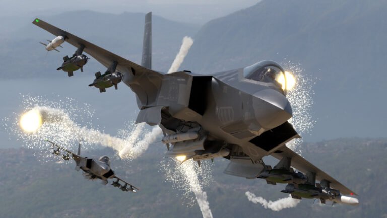 un-avion-de-vanatoare-f-35-american-avariat-a-facut-o-aterizare-de-urgenta.-garda-revolutionara-sustine-ca-ea-ar-fi-lovit-aparatul