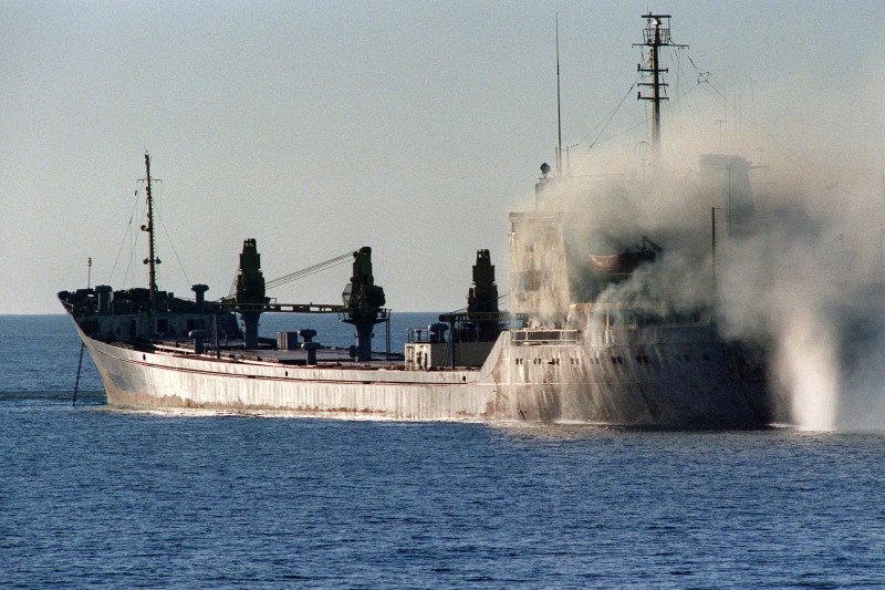 povestea-navei-romanesti-fundulea,-atacata-de-iranieni-in-stramtoarea-ormuz.-„mi-a-spus:-au-tras-in-noi!-si-a-tras-si-o-injuratura” povestea-navei-romanesti-fundulea,-atacata-de-iranieni-in-stramtoarea-ormuz.-„mi-a-spus:-au-tras-in-noi!-si-a-tras-si-o-injuratura”