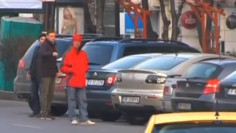 apelul-primariei-capitalei-si-al-politiei-locale:-nu-le-mai-dati-bani-parcagiilor!-o-forma-de-inselaciune-care-trebuie-oprita