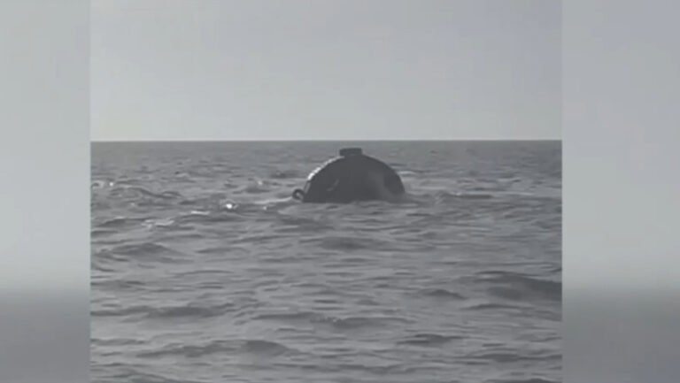 blocaj-in-cautarile-marinarilor-de-pe-remorcherul-astana.-interventia-scafandrilor,-imposibila