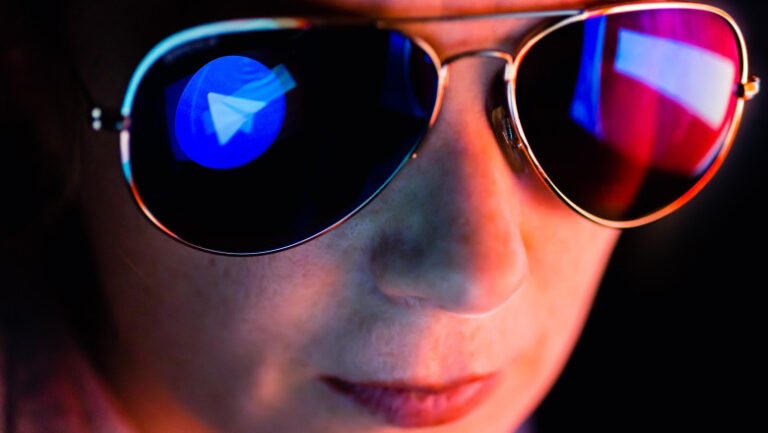 cine-se-afla-in-spatele-canalelor-telegram-pline-de-clipuri-cu-prizonieri-de-razboi-ucraineni-ucisi-si-cu-cadavrele-lor-profanate