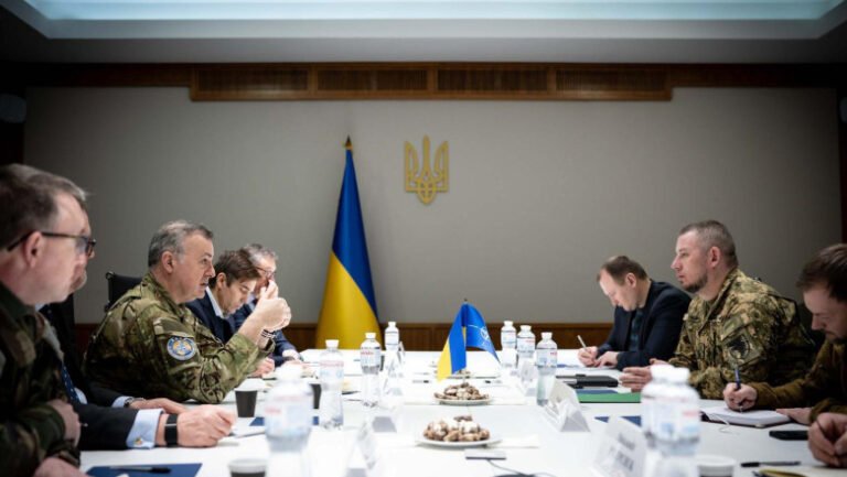 prima-vizita-oficiala-a-unei-delegatii-nato-de-nivel-inalt-in-ucraina-de-la-invazia-rusa-din-2022