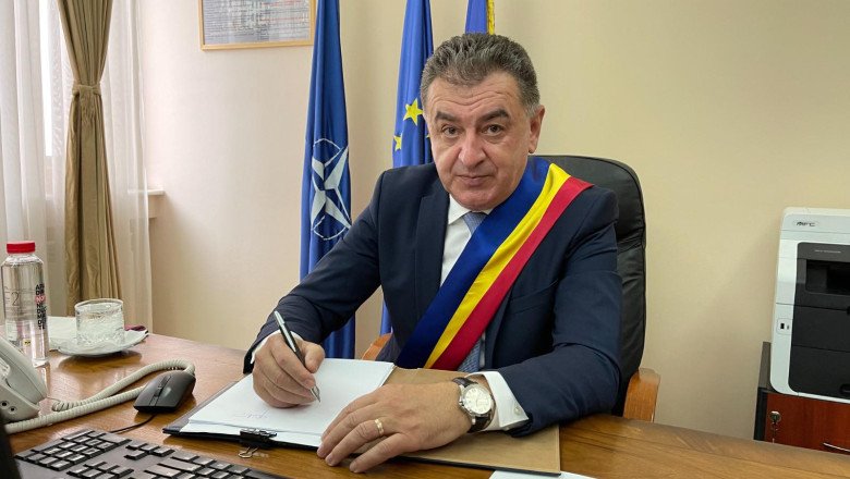 scandal-in-psd-arges-primarul-social-democrat-din-pitesti-critica-parlamentarii-partidului:-„doar-se-lauda-ca-aduc-bani.-mi-e-sila!”