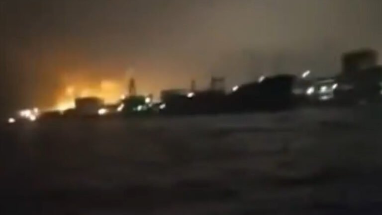 atac-cu-drone-asupra-celui-mai-mare-port-rusesc-pentru-exportul-de-petrol-de-la-marea-baltica