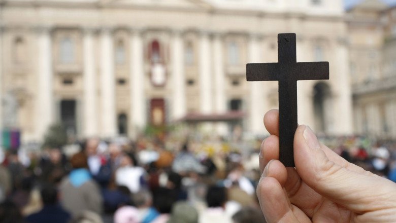 catolicii-pot-primi-transplanturi-de-organe-de-la-animale,-conform-unui-anunt-facut-de-vatican.-„indrumari-etice”-pe-88-de-pagini