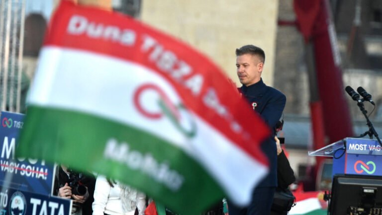 ungaria.-un-agent-maghiar-din-serviciile-secrete-ar-fi-incercat-sa-se-infiltreze-in-opozitie:-„mai-grav-decat-scandalul-watergate”