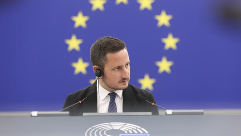 nicu-stefanuta:-„europa-depinde-prea-mult-de-importuri-de-petrol”.-de-ce-sustine-ca-republica-moldova-„nu-da-cu-dreptul-in-stangul”