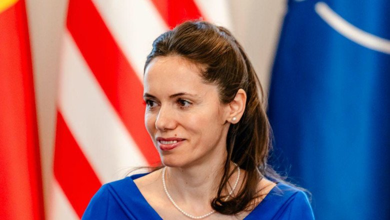 cu-cine-s-a-intalnit-mirabela-gradinaru-in-sua.-partenera-lui-nicusor-dan-s-a-fotografiat-alaturi-de-primele-doamne-din-mai-multe-tari