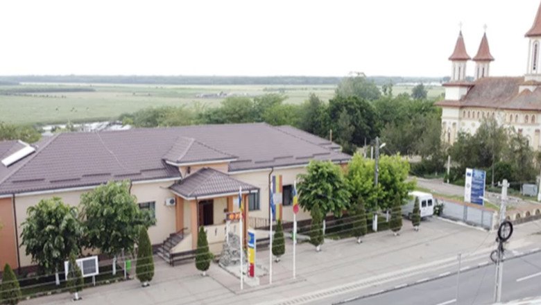 jaf-la-primaria-ivesti-din-judetul-galati:-100.000-de-lei,-bani-din-taxe-si-impozite,-au-fost-furati jaf-la-primaria-ivesti-din-judetul-galati:-100.000-de-lei,-bani-din-taxe-si-impozite,-au-fost-furati