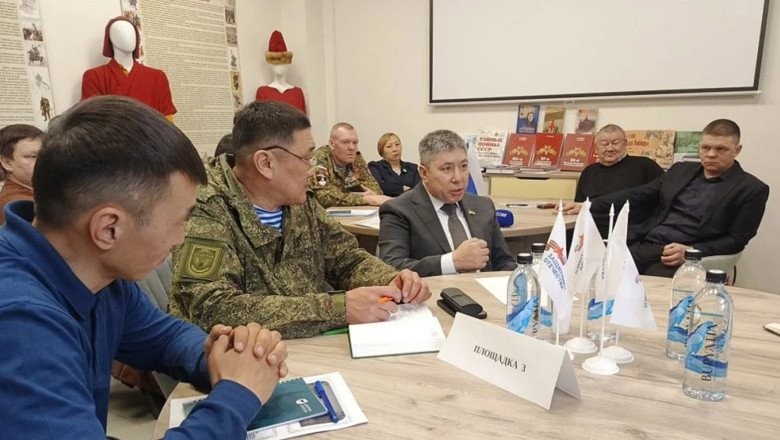 rusilor-din-una-dintre-cele-mai-sarace-regiuni-li-se-cere-sa-ofere-o-parte-din-salariu-pentru-a-sustine-razboiul-din-ucraina rusilor-din-una-dintre-cele-mai-sarace-regiuni-li-se-cere-sa-ofere-o-parte-din-salariu-pentru-a-sustine-razboiul-din-ucraina