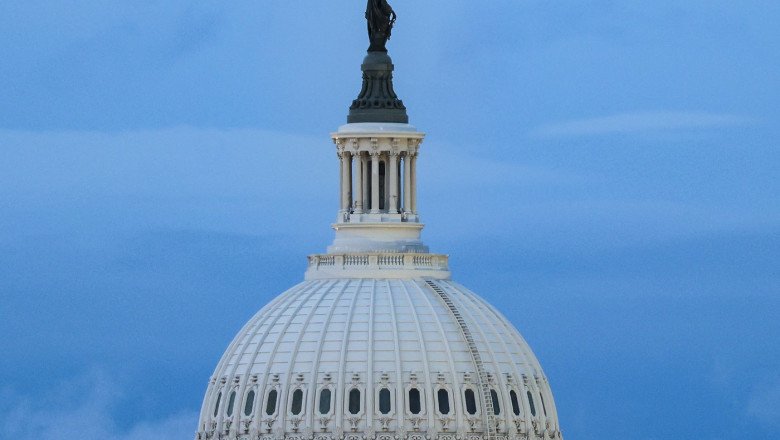 deputati-rusi,-sanctionati-de-sua,-invitati-in-congres.-li-s-a-organizat-tur-privat,-au-filmat,-si-au-facut-selfie deputati-rusi,-sanctionati-de-sua,-invitati-in-congres.-li-s-a-organizat-tur-privat,-au-filmat,-si-au-facut-selfie