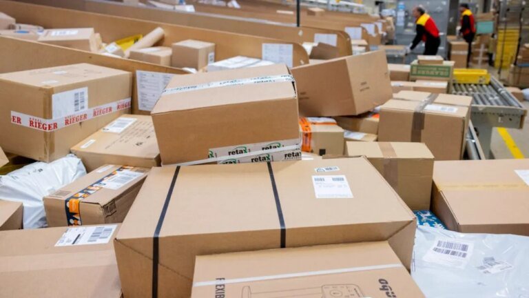 ue-va-percepe-o-taxa-de-manipulare-pentru-coletele-mici-provenite-din-afara-blocului.-de-cand-ar-putea-intra-in-vigoare-masura