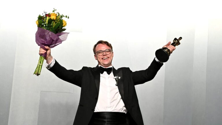 co-regizorul-filmului-premiat-cu-oscar-„mr-nobody-against-putin”,-calificat-de-autoritatile-ruse-drept-„agent-strain”.-care-a-fost-reactia-sa