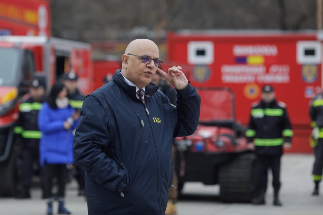 intre-lupte-si-stupina.-povestea-lui-eduard,-tanarul-de-18-ani-din-slatina-care-a-transformat-apicultura-in-pasiune-de-viata