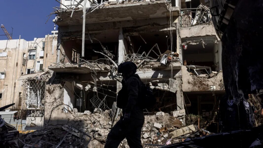 razboiul-din-orientul-mijlociu,-ziua-29.-rebelii-houthi-intra-in-razboi,-lansand-primul-atac-asupra-israelului-/-noua-militari-israelieni,-raniti-in-sudul-libanului-/-sua-si-irakul-anunta-ca-vor-„intensifica-cooperarea”