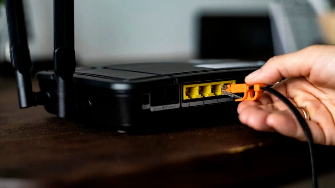 care-este-scopul-orientarii-antenelor-routerului-wifi-si-de-ce-este-recomandata? care-este-scopul-orientarii-antenelor-routerului-wifi-si-de-ce-este-recomandata?