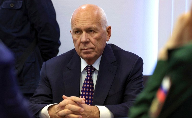 Korolev, Russia. 25th May, 2024. Rostec CEO Sergei Chemezov waits for the start of a meeting chaired by Russian President Vladimir Putin on defense industry enterprises, May 25, 2024, in Korolev, Moscow Oblast, Russia. Credit: Vyacheslav Prokofyev/Kremlin