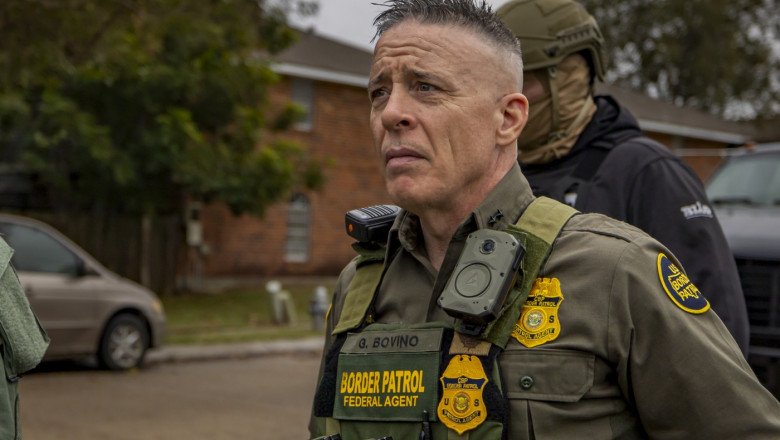 greg-bovino,-seful-granicerilor-sua,-a-iesit-la-pensie-cu-tot-cu-parolele-de-la-conturile-de-social-media-ale-institutiei greg-bovino,-seful-granicerilor-sua,-a-iesit-la-pensie-cu-tot-cu-parolele-de-la-conturile-de-social-media-ale-institutiei