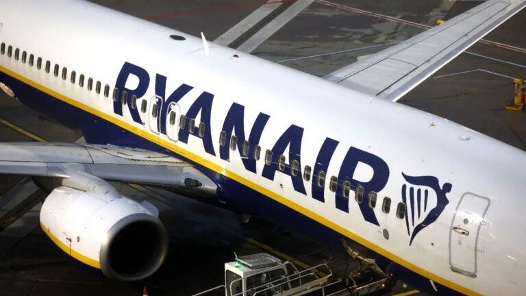 zborurile-din-sezonul-estival,-in-pericol-din-cauza-penuriei-de-combustibil.-avertismentul-ryanair