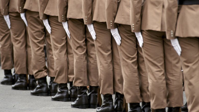 „e-o-gluma”:-fostul-reprezentant-al-armatei-ungare-afirma-ca-fortele-armate-ale-tarii-sunt-„la-un-pas-de-criza” „e-o-gluma”:-fostul-reprezentant-al-armatei-ungare-afirma-ca-fortele-armate-ale-tarii-sunt-„la-un-pas-de-criza”