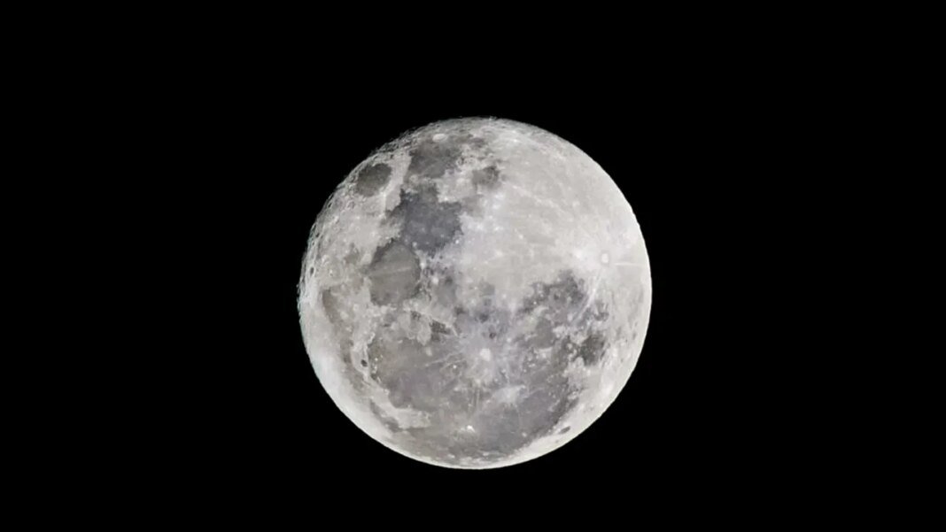 artemis-ii-ajunge-astazi-in-spatele-lunii.-ce-vor-vedea-astronautii-pe-fata-nevazuta