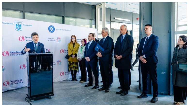 nicusor-dan-a-vizitat-centrul-de-mari-arsi-din-timisoara:-„se-intampla-si-lucruri-bune-in-romania” nicusor-dan-a-vizitat-centrul-de-mari-arsi-din-timisoara:-„se-intampla-si-lucruri-bune-in-romania”